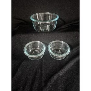 Pyrex set‎ of 3 Blue Tint Bowls Mid Cent One Quart Size And Two 1 Cup Size Bowls